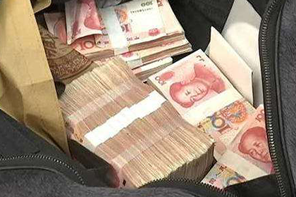 追讨欠款：如何向法院提起诉讼要求还款